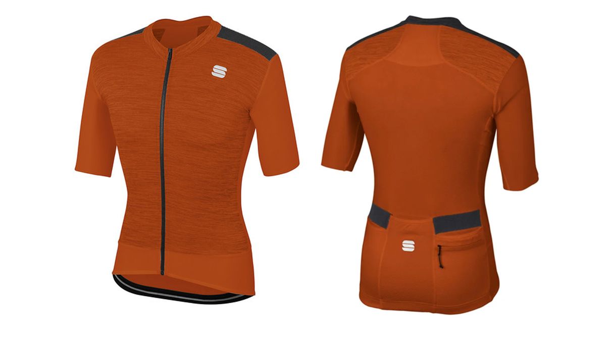 gravel cycling clothes