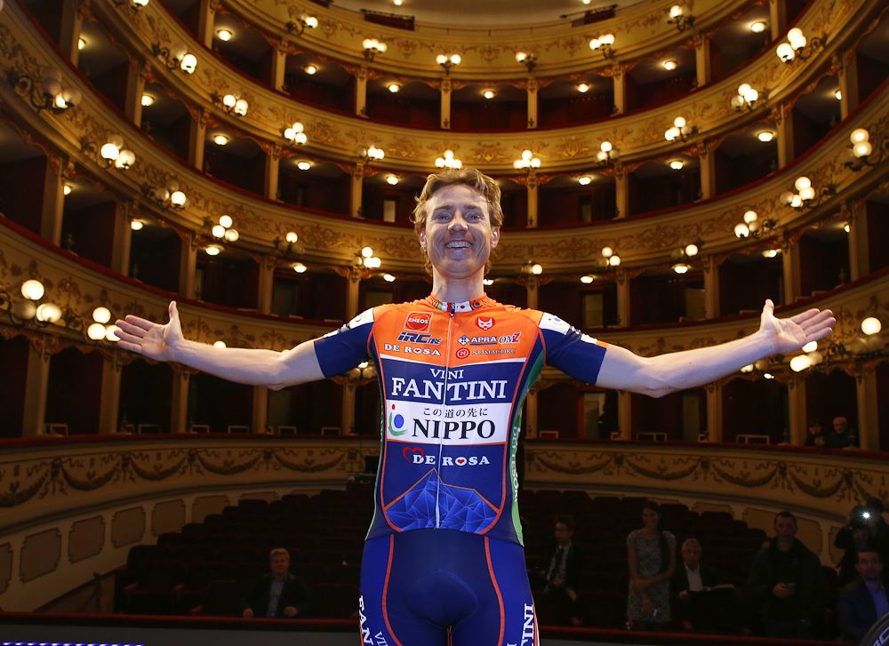 Damiano Cunego (Nippo Vini Fantini Derosa) in Chieti's Maruccino Theatre