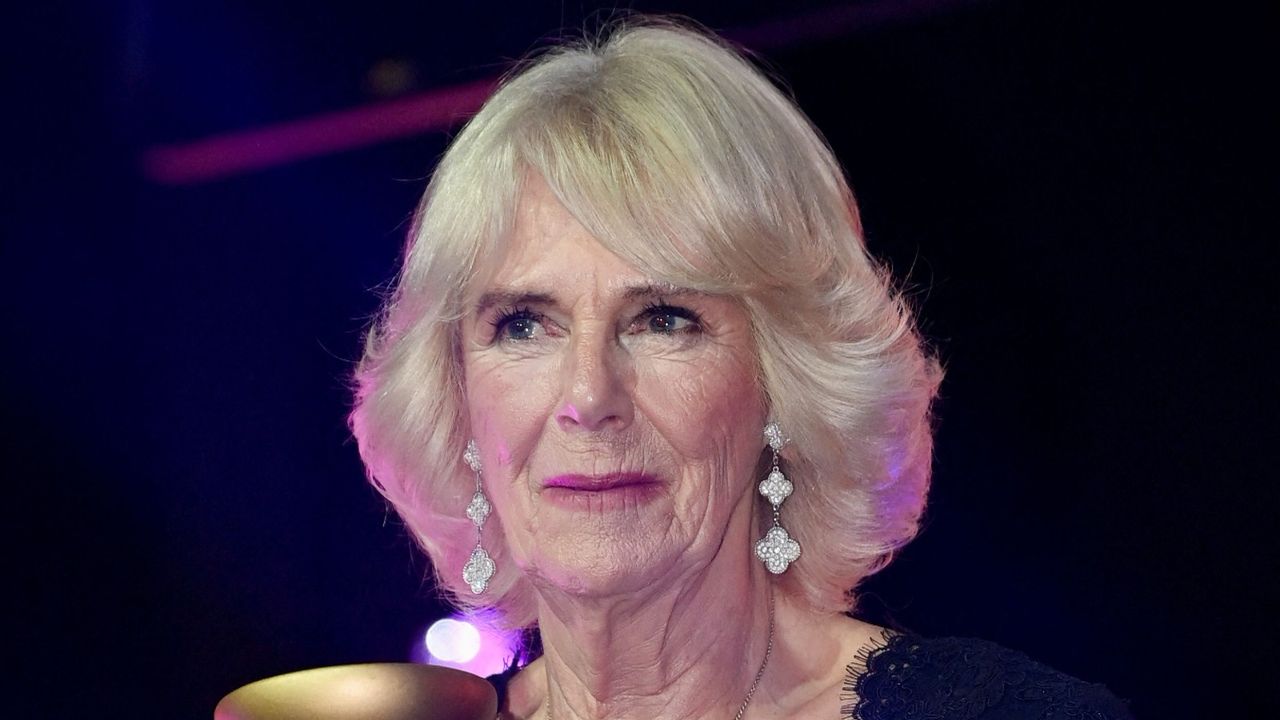 Queen Camilla&#039;s earrings