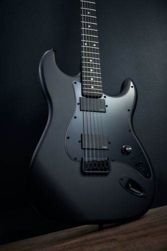 Harley Benton ST-20HH Active