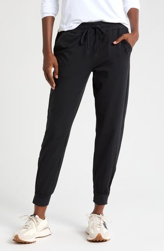 Move in Pocket Joggers