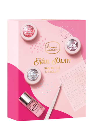 Le Mini Macaron Nail Play! DIY Nail Art Set with Tweezers & Top Coat