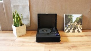 the victrola revolution go record player
