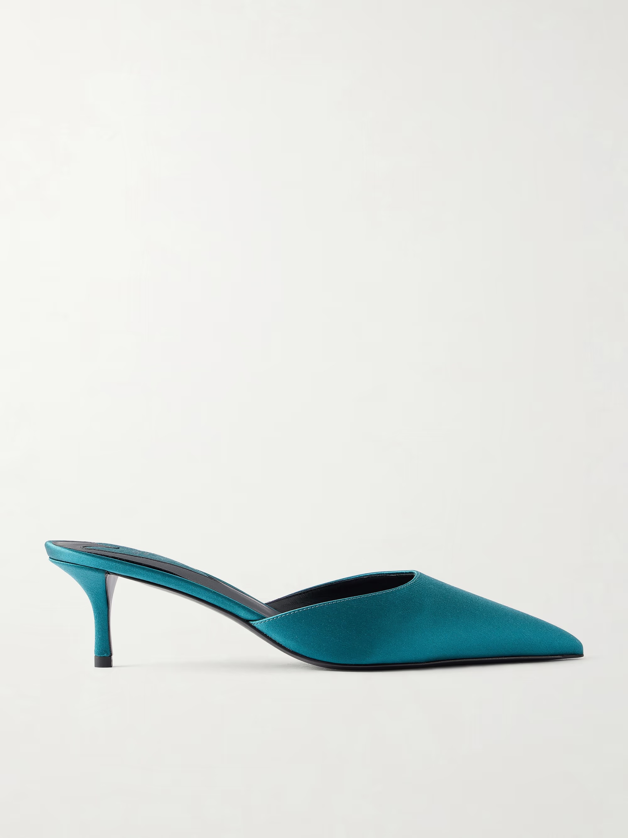ALA&amp;iuml;A, Le Coeur 55 Satin Mules