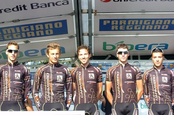 The Carmiooro - A Style team on the sign-in stage.