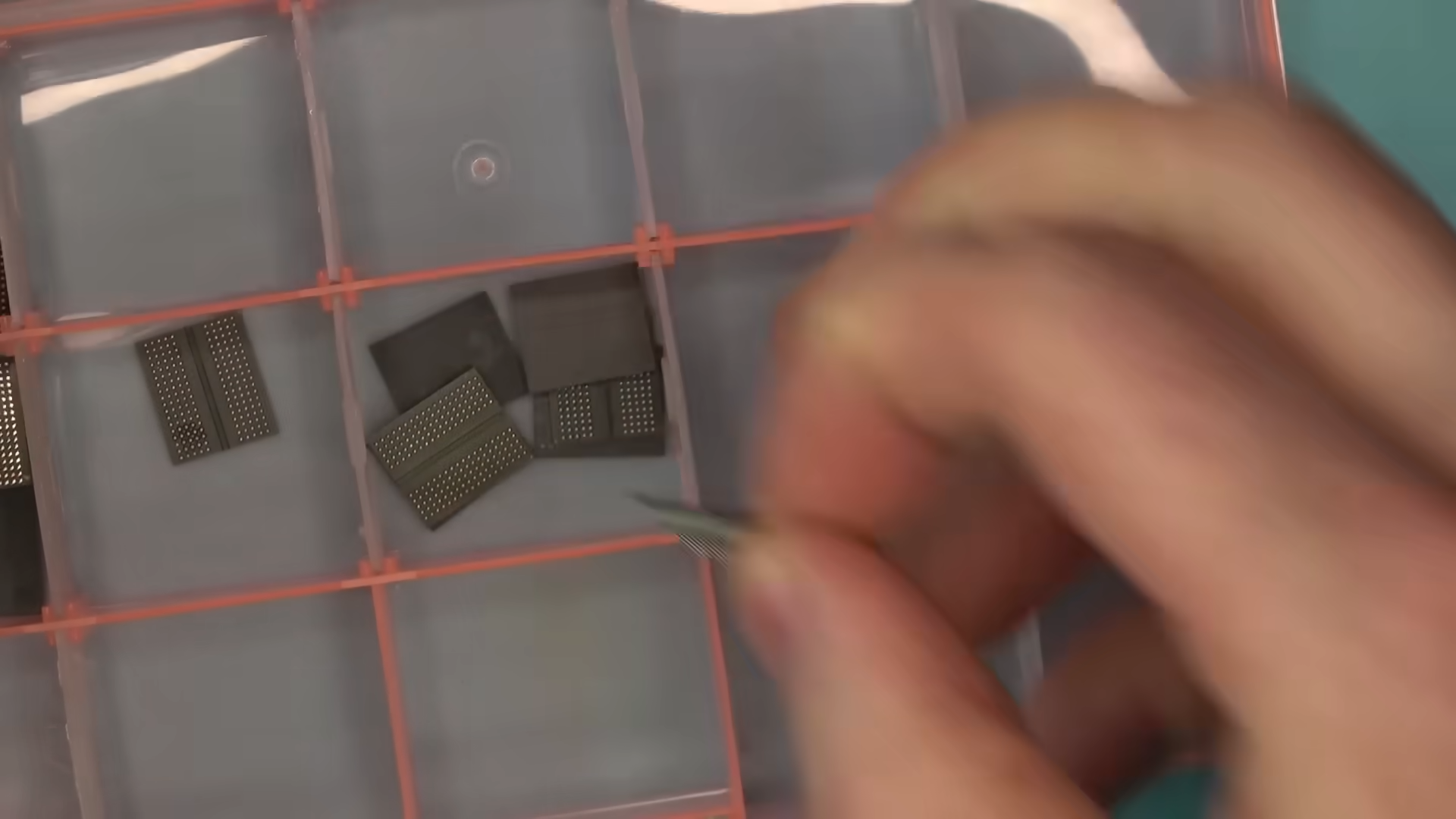 Repairing a dead RX 7800 XT