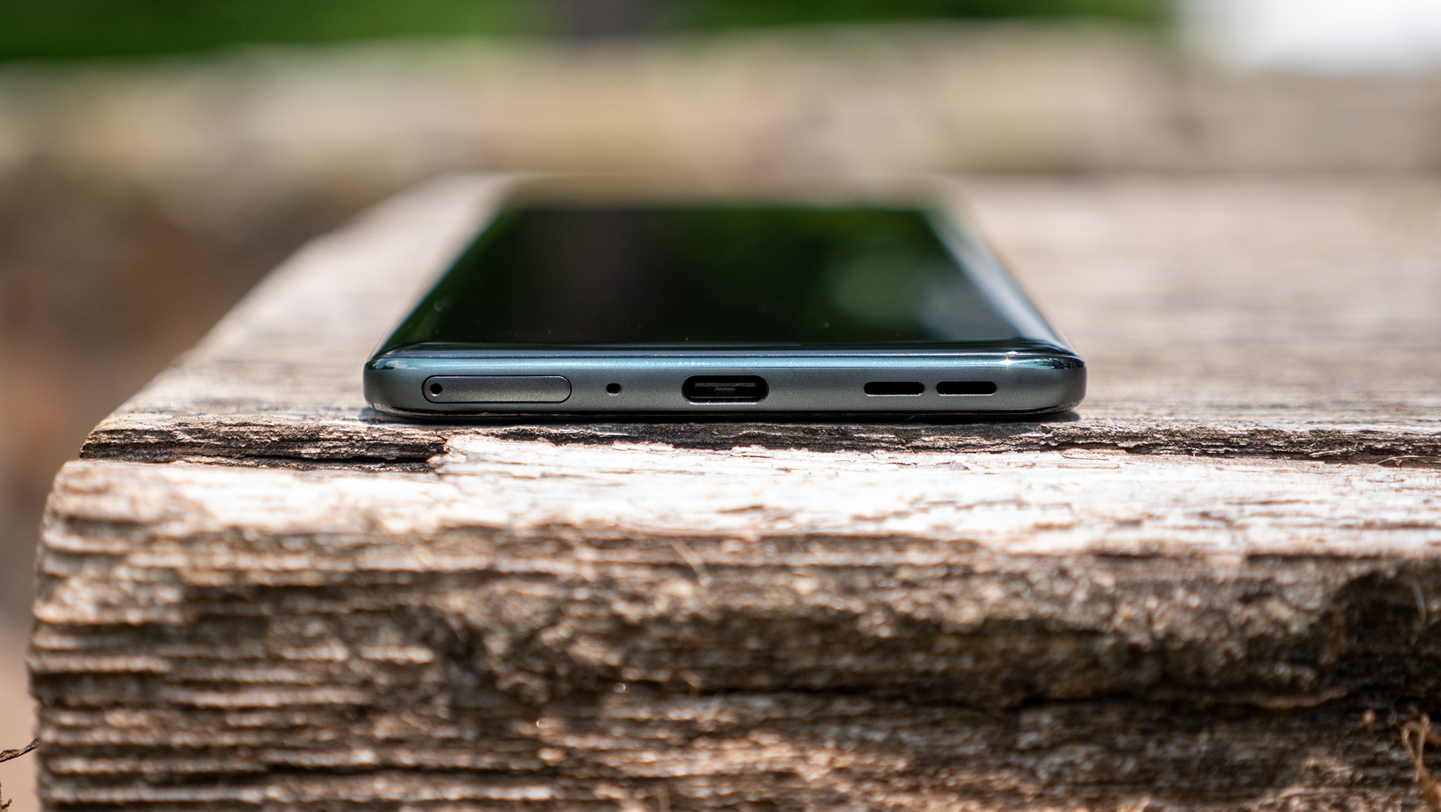 The bottom port and speakers of the Motorola Edge 2025