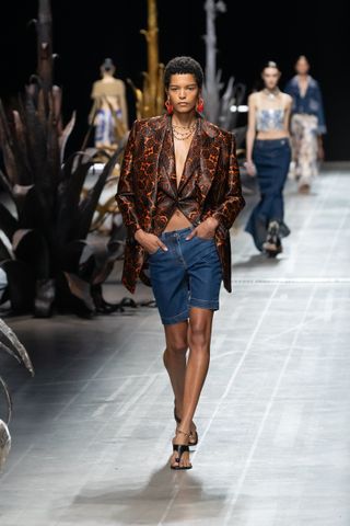 etro spring summer 2025 floral jacket and denim shorts