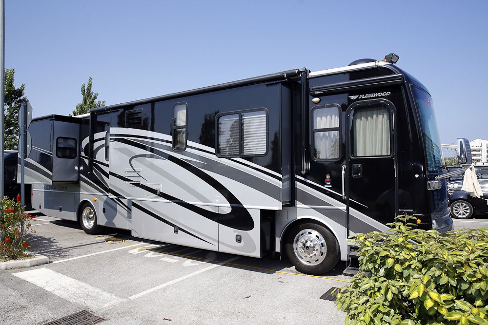 Richie Porte's Team Sky RV made a big splash at the Giro.