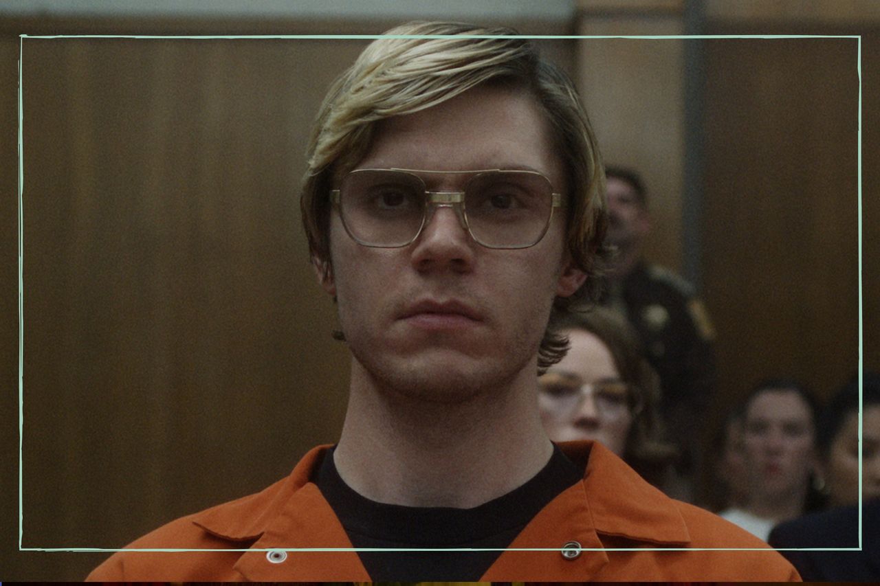 Evan Peters as Jeffrey Dahmer in Monster: The Jeffrey Dahmer Story