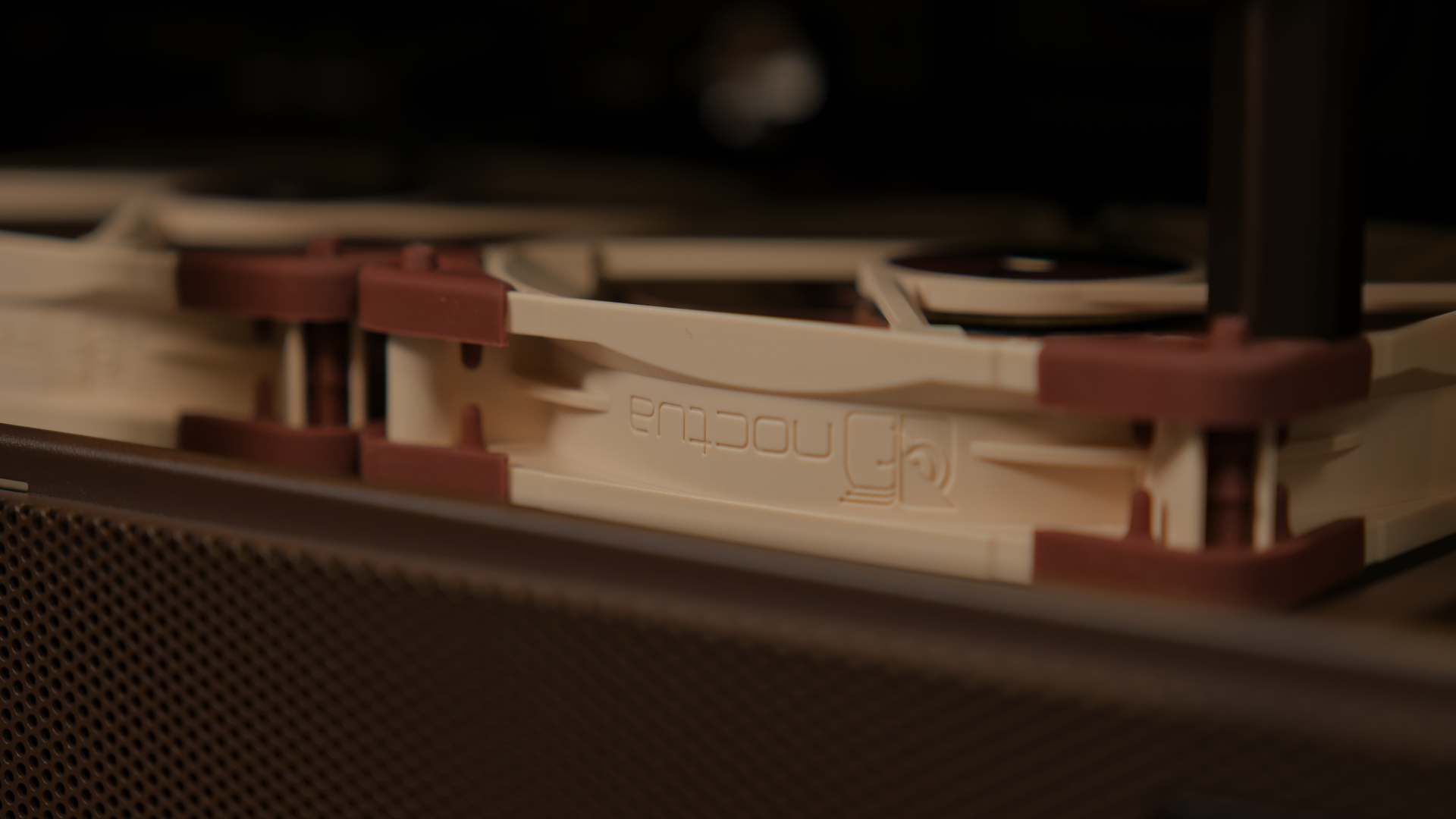 Antec Flux Pro Noctua-Edition