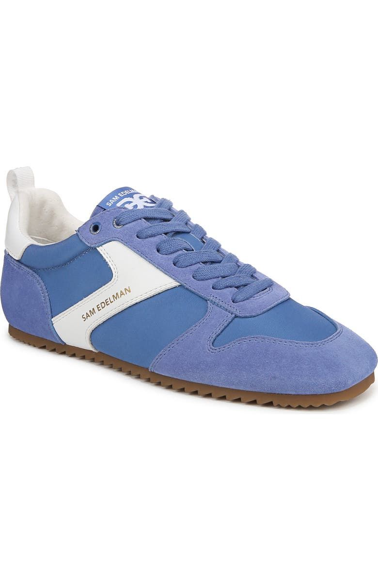 Zaria Low Top Sneaker