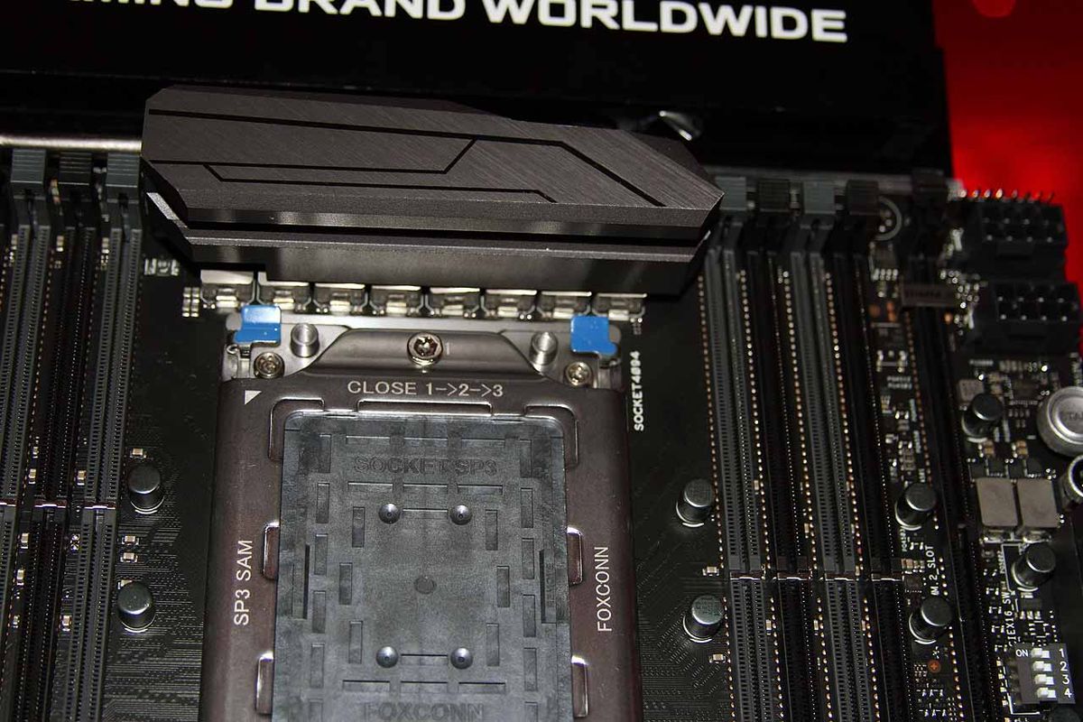 Asus X399 ROG Zenith Extreme ThreadRipper Motherboard Debuts At