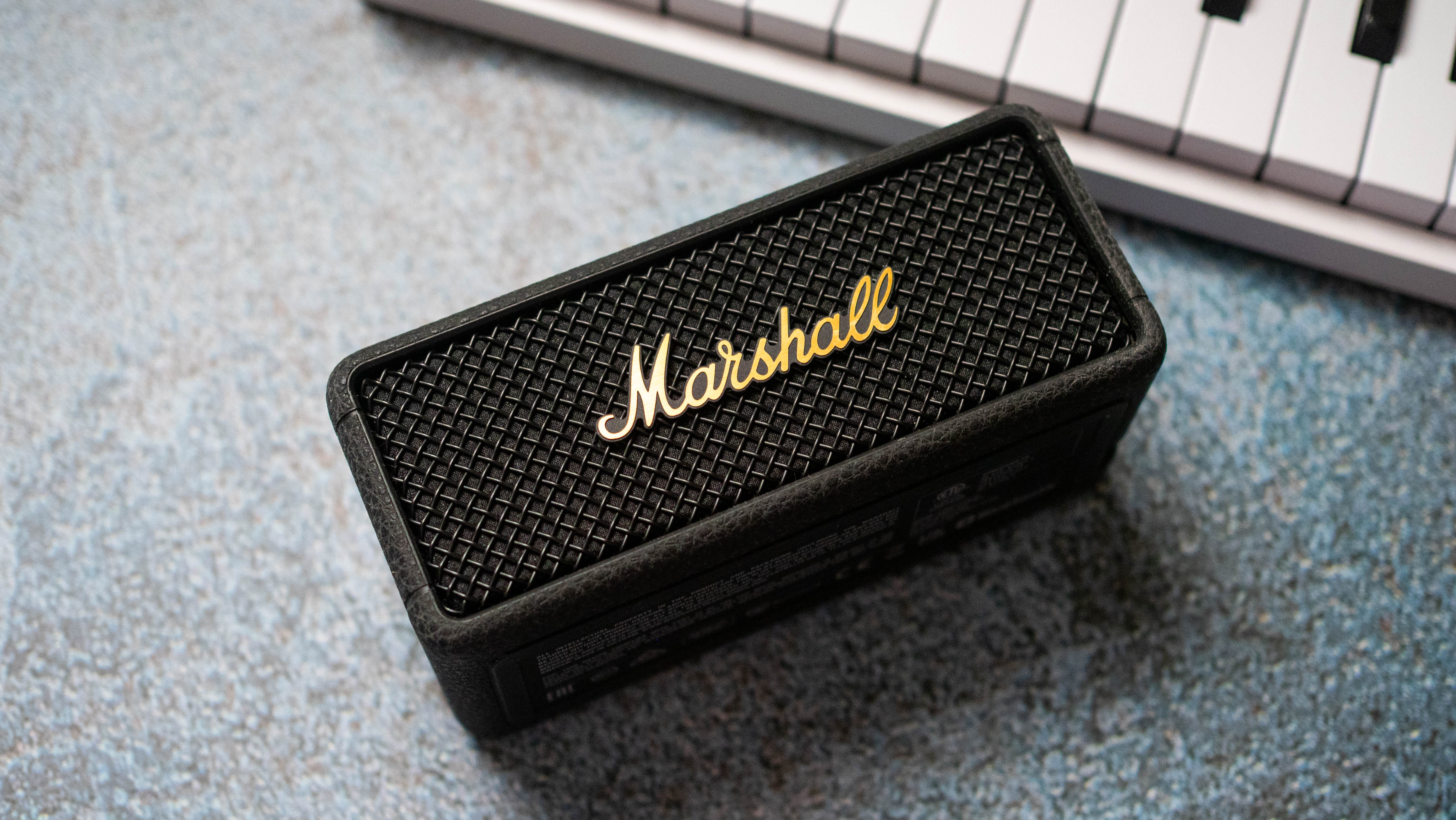 Marshall Emberton III testing on Android Central