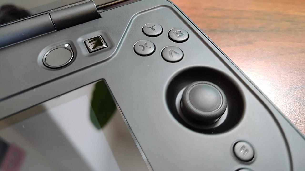 Close up of Ayaneo Flip DS buttons and right thumbstick