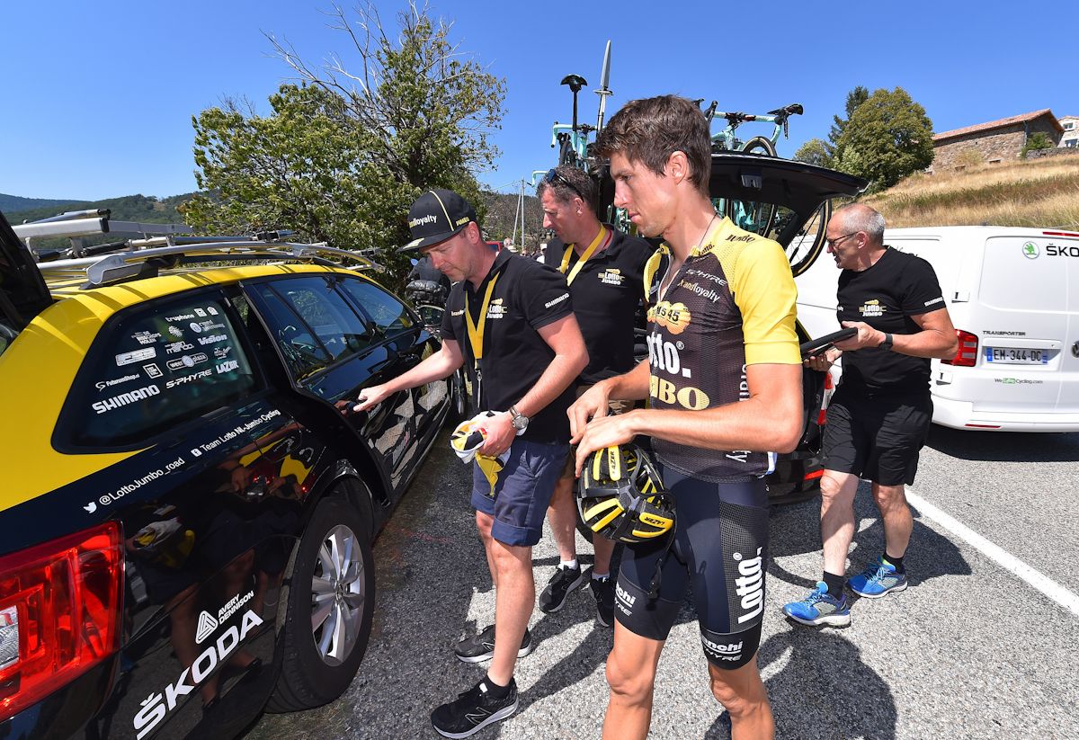George Bennett abandons the Tour de France during stage 16