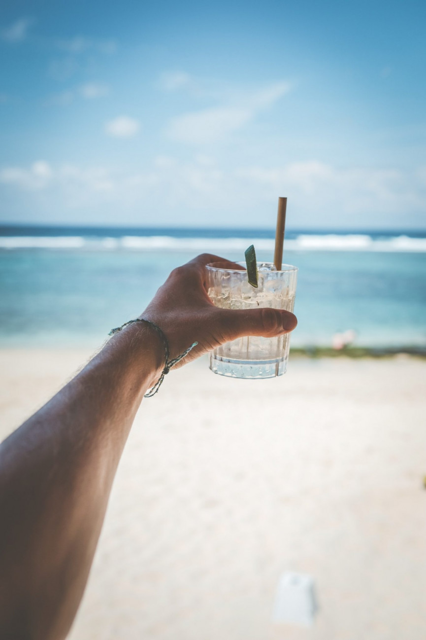 12-booze-fuelled-adventures-to-travel-the-world-with-7-1556650583-XM5U-column-width-inline