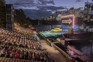 Outdoor production of "Guys and Dolls" on the waterfront of Sydney