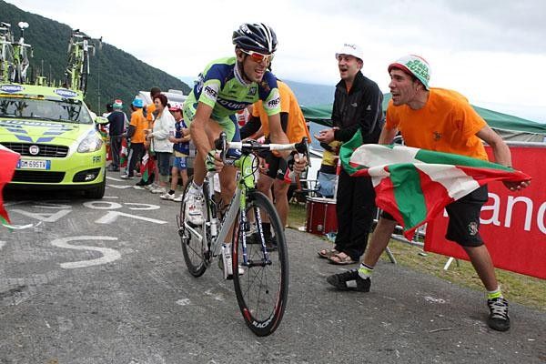 Vincenzo Nibali (Liquigas) moved up the young rider standings with his 13th placing.