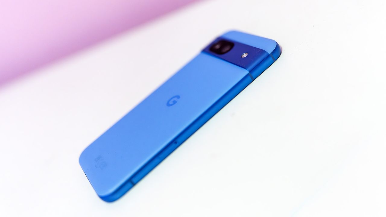 Google Pixel 8a