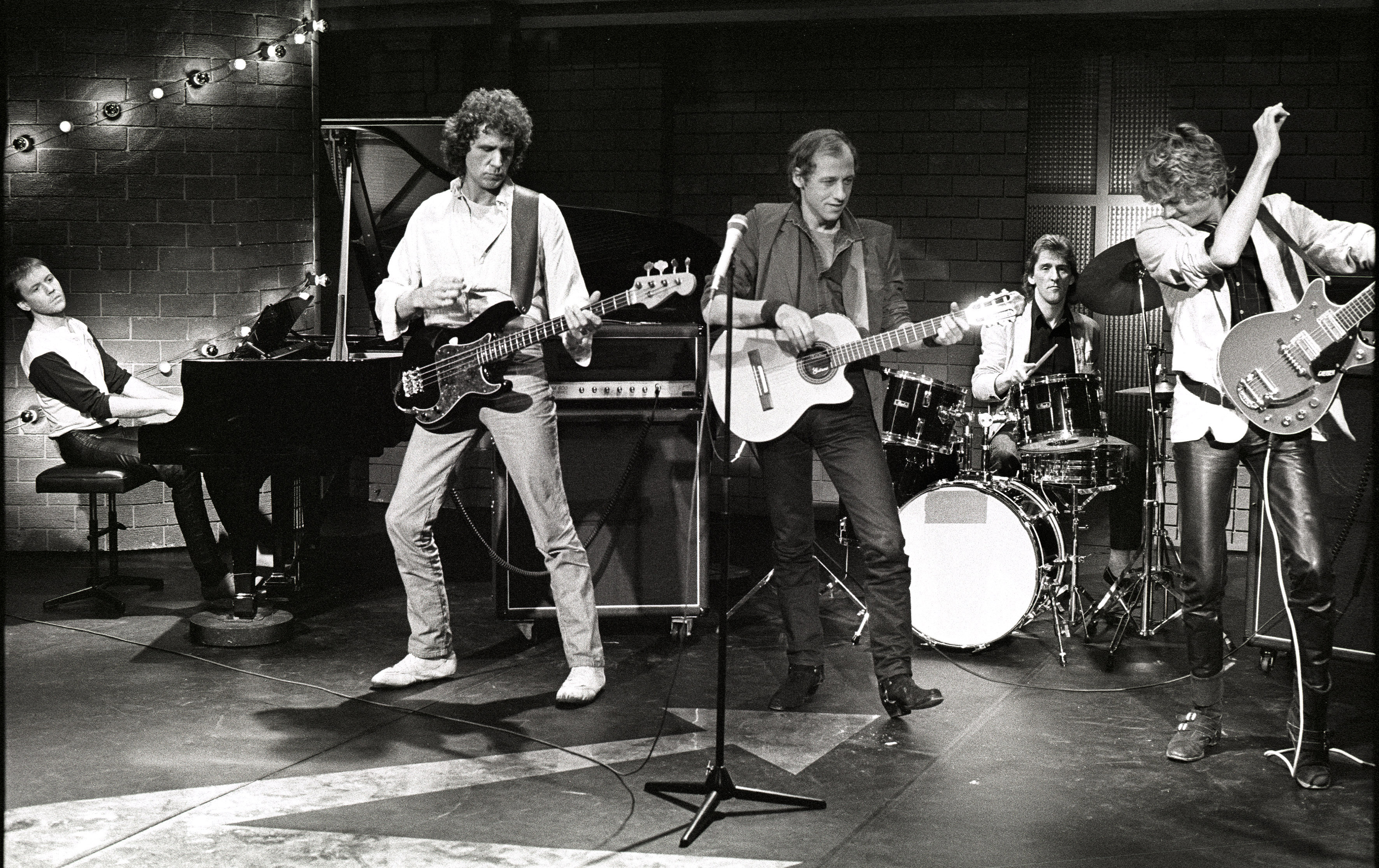 John Illsley with the Dire Straits in 1982