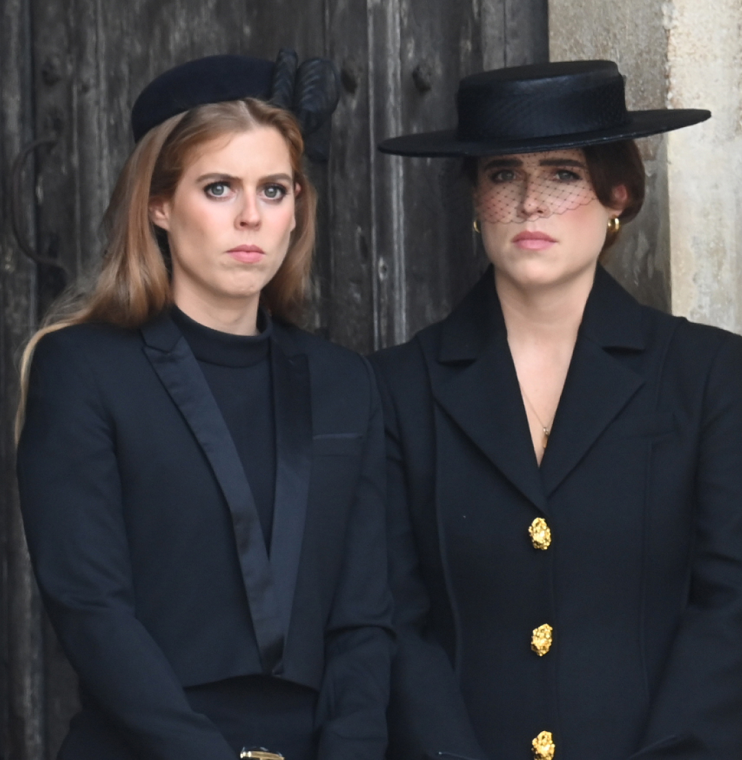 Princess Beatrice and Princess Eugenie wearing black outfits at Queen Elizabeth&#039;s funeral