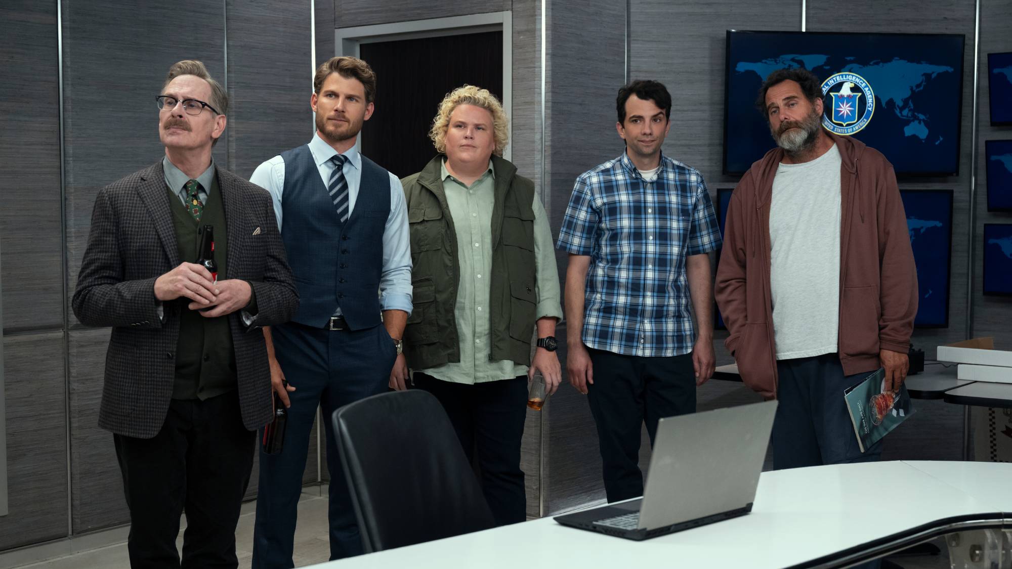 Scott Thompson as Dr. Pfieffer, Travis Van Winkle as Aldon Reece, Fortune Feimster as Roo Russell, Jay Baruchel as Carter Perlmutter, and Andy Buckley as Donatello Luna in "Fubar" season 2