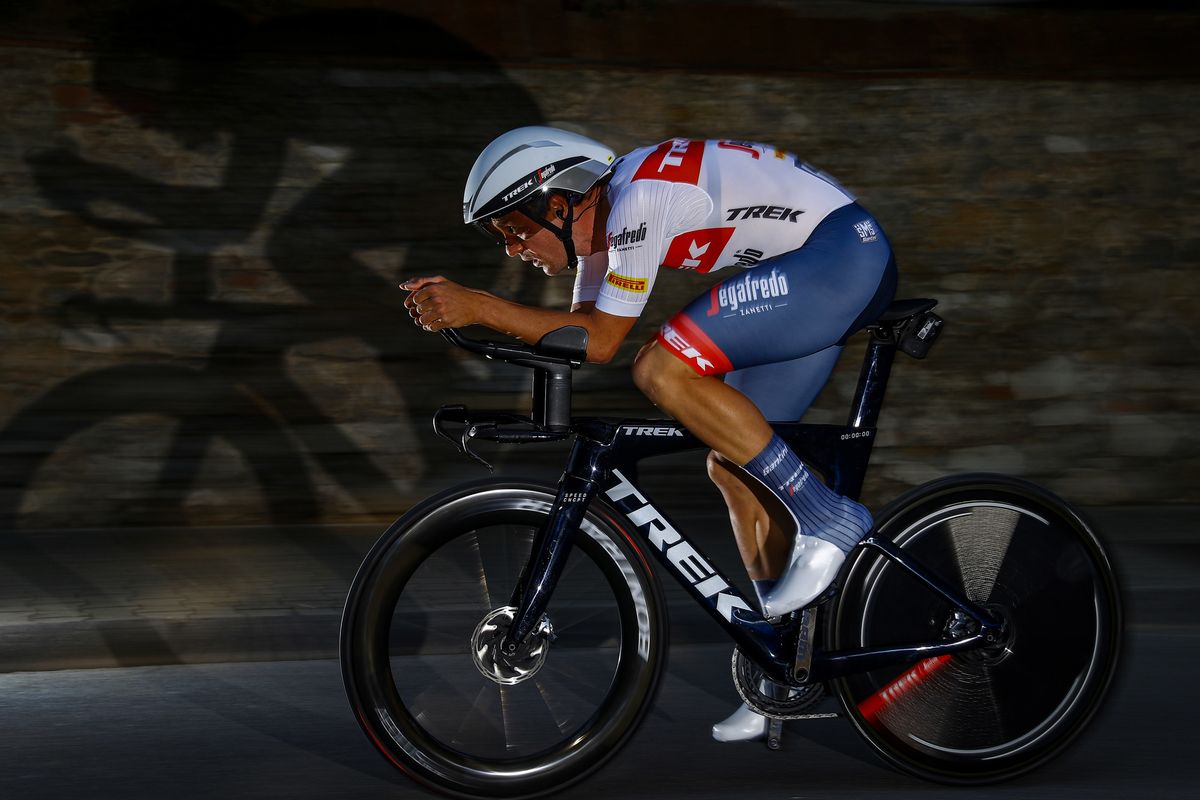 Tirreno Adriatico 2022 - 57th Edition - 1st stage Lido di Camaiore - Lido di Camaiore 13,9 km - 07/03/2022 - Edward Theuns (BEL - Trek - Segafredo) - photo Luca Bettini/SprintCyclingAgency&Acirc;&copy;2022