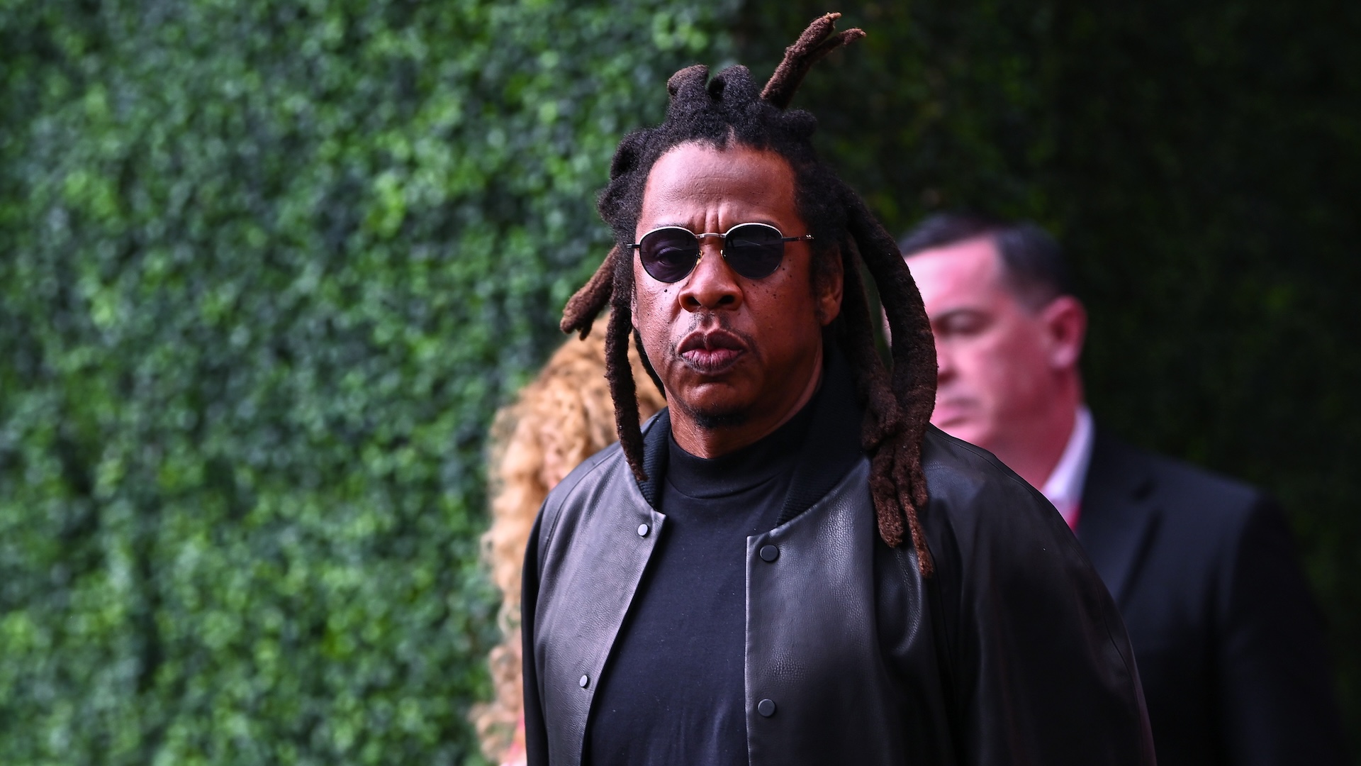 LAS VEGAS, NEVADA - NOVEMBER 22: Jay-Z arrives in the Paddock prior to the F1 Grand Prix of Las Vegas at Las Vegas Strip Circuit on November 22, 2025 in Las Vegas, Nevada. (Photo by Guido De Bortoli/LAT Images)