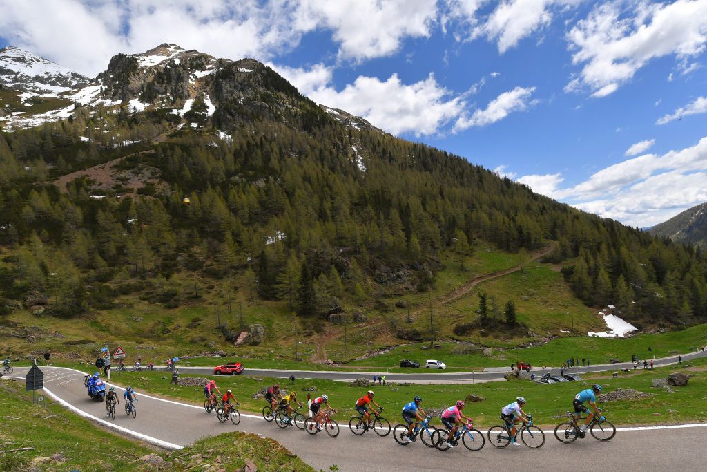 A scenic view for the breakaway on stage 19