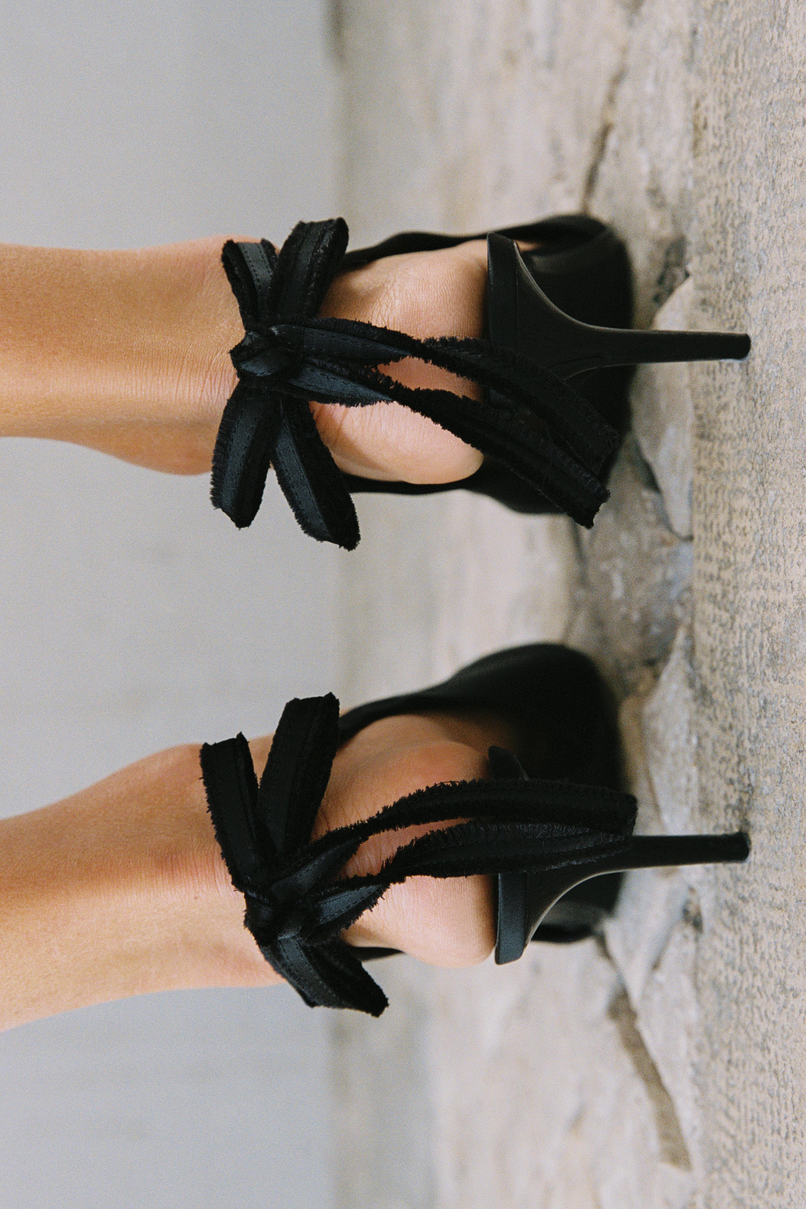 Slingback Heels With Bow