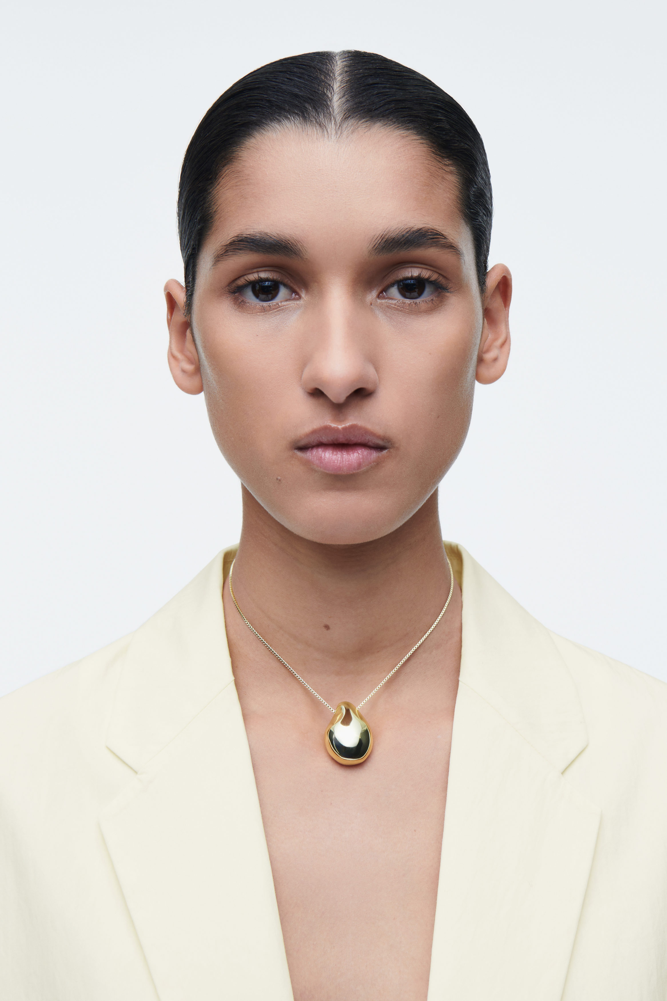 Pebble Pendant Necklace
