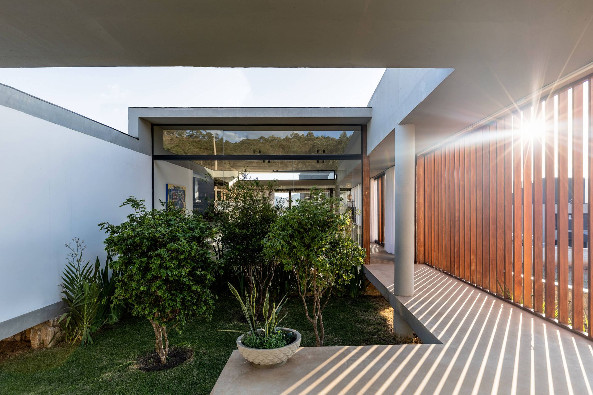 Laguna House, Brazil, by TETRO Arquitetura