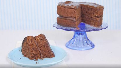 Mary Berry's chocolate cake recipe