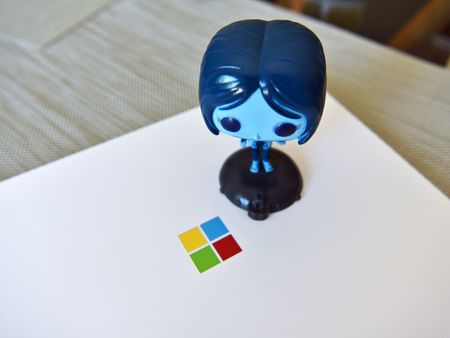 Cortana and Microsoft logo