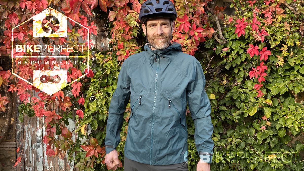 Altura Ridge Pertex waterproof jacket review | BikePerfect