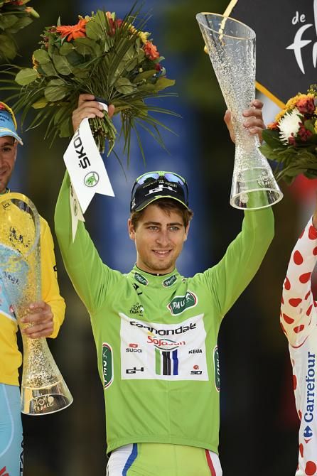 Peter Sagan (Cannondale) wins the green jersey