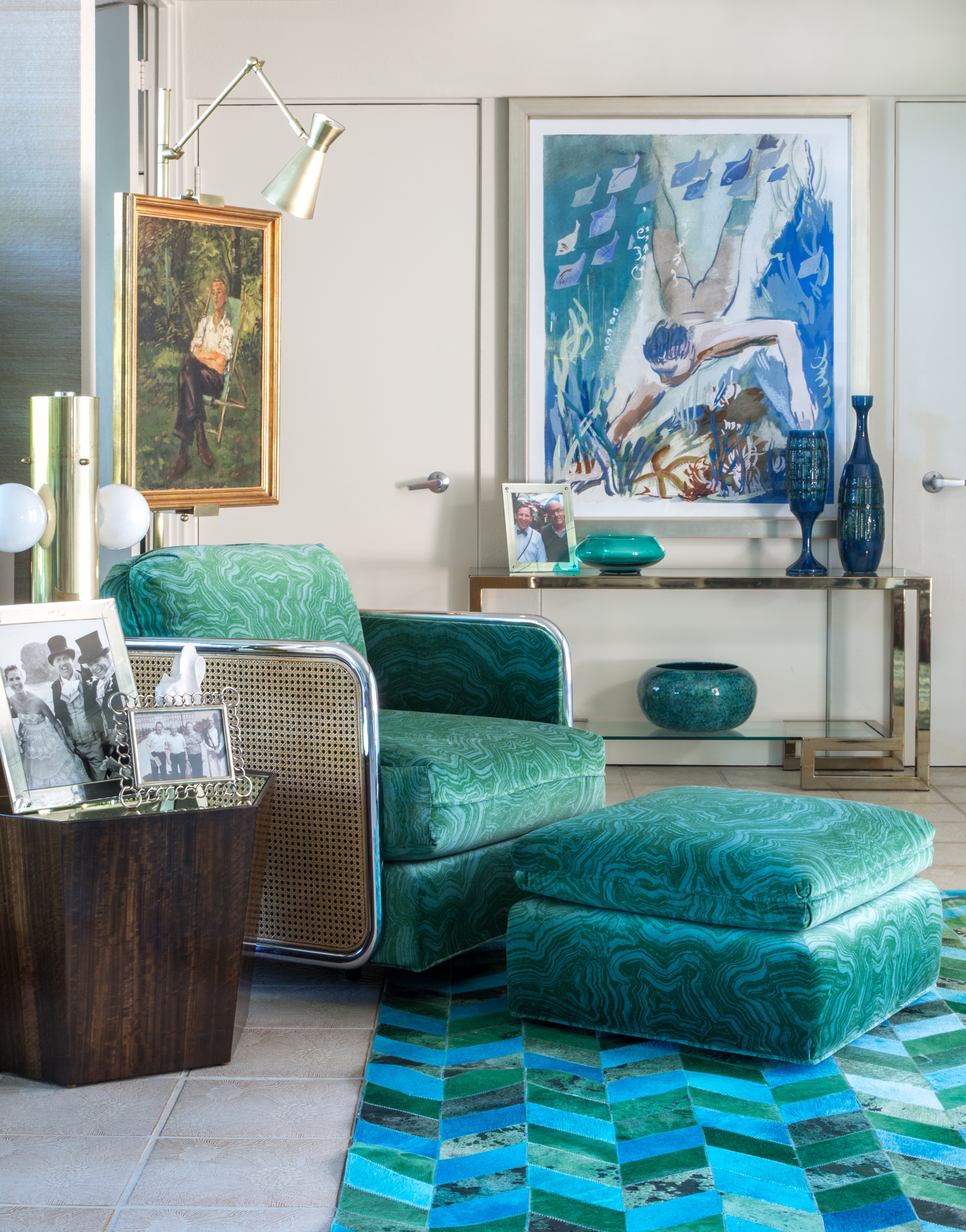 Furniture, chairs and pictures
