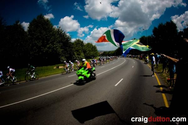 Patriotic support along the route