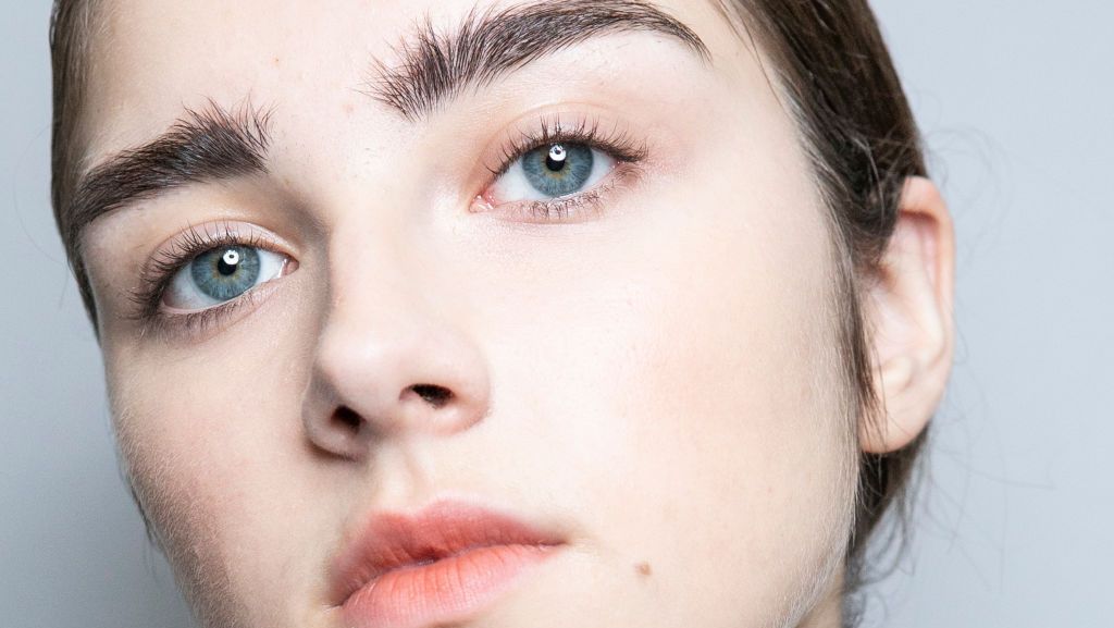 milan, italy september 22 model, make up detail, is seen backstage ahead of the gabriele colangelo show during milan fashion week springsummer 2019 on september 22, 2018 in milan, italy photo by rosdiana ciaravologetty images