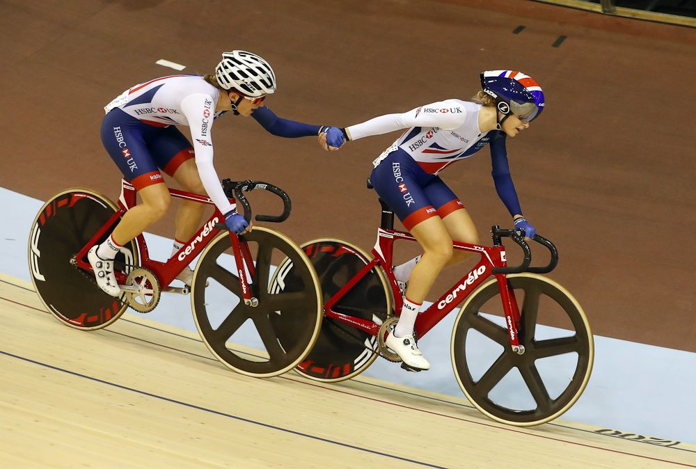 Women's Madison winners Elinor Barker and Eleanor Dickinson (Great Britain)