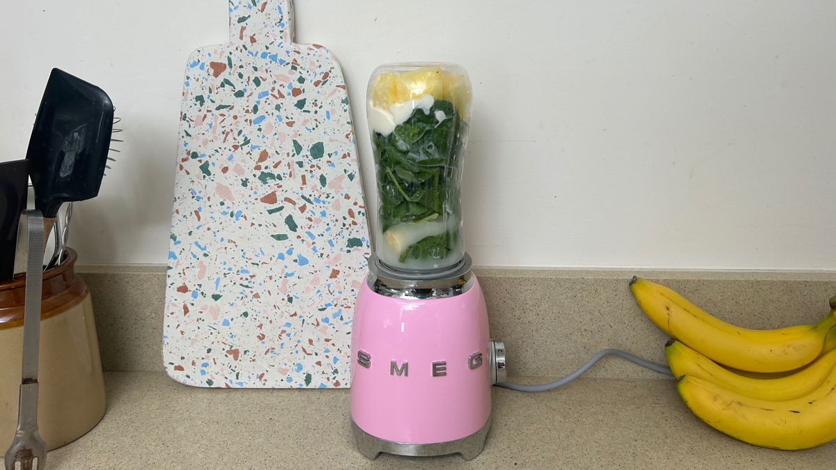 Smeg Personal Blender review a fun retrostyled blender for making