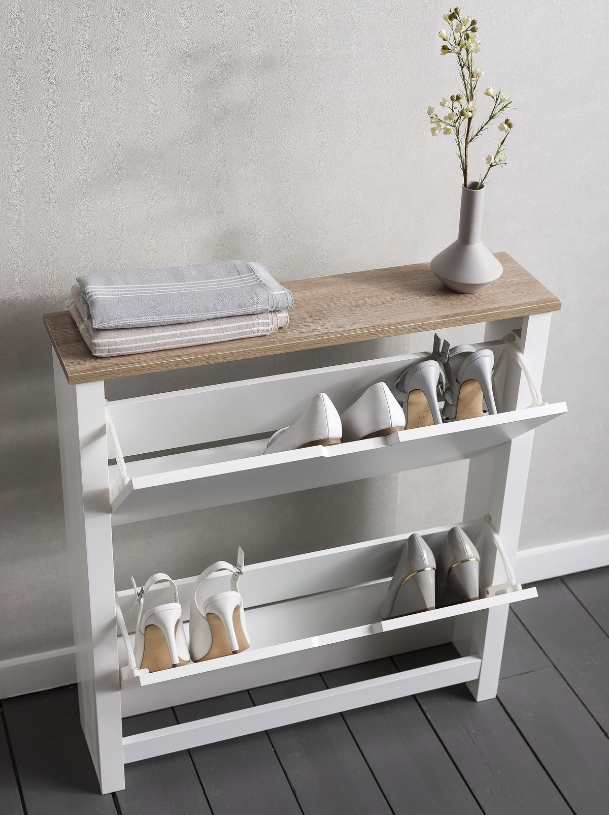 Shoe storage | Shoe racks and cabinets for your home | JYSK Ireland