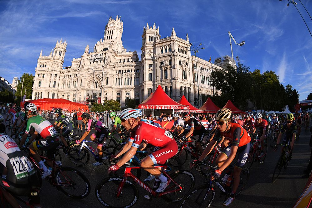 The Vuelta peloton rolls through the streets of Madrid.