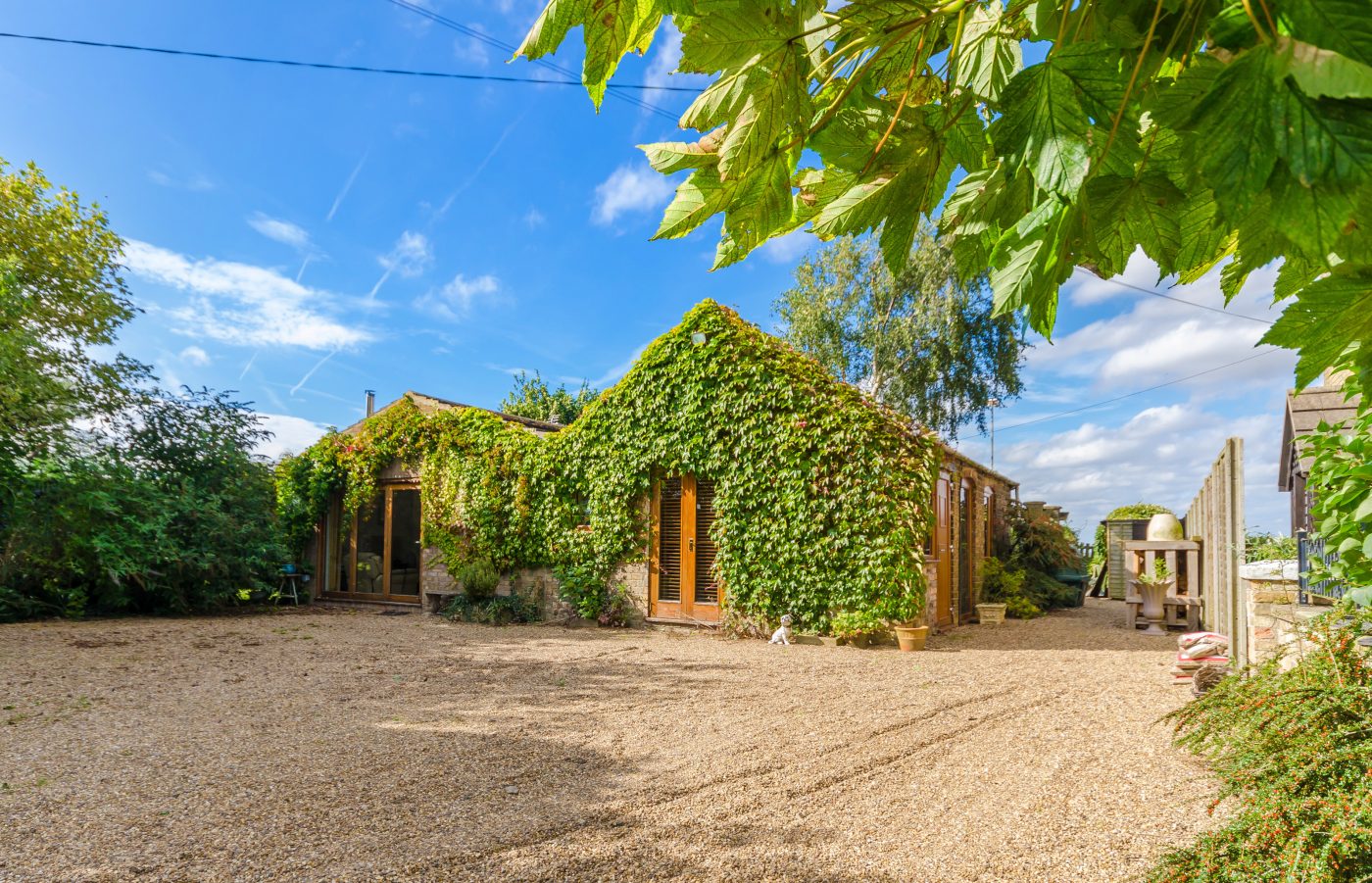 The-Poplars-annexe-e1571224466620.jpg