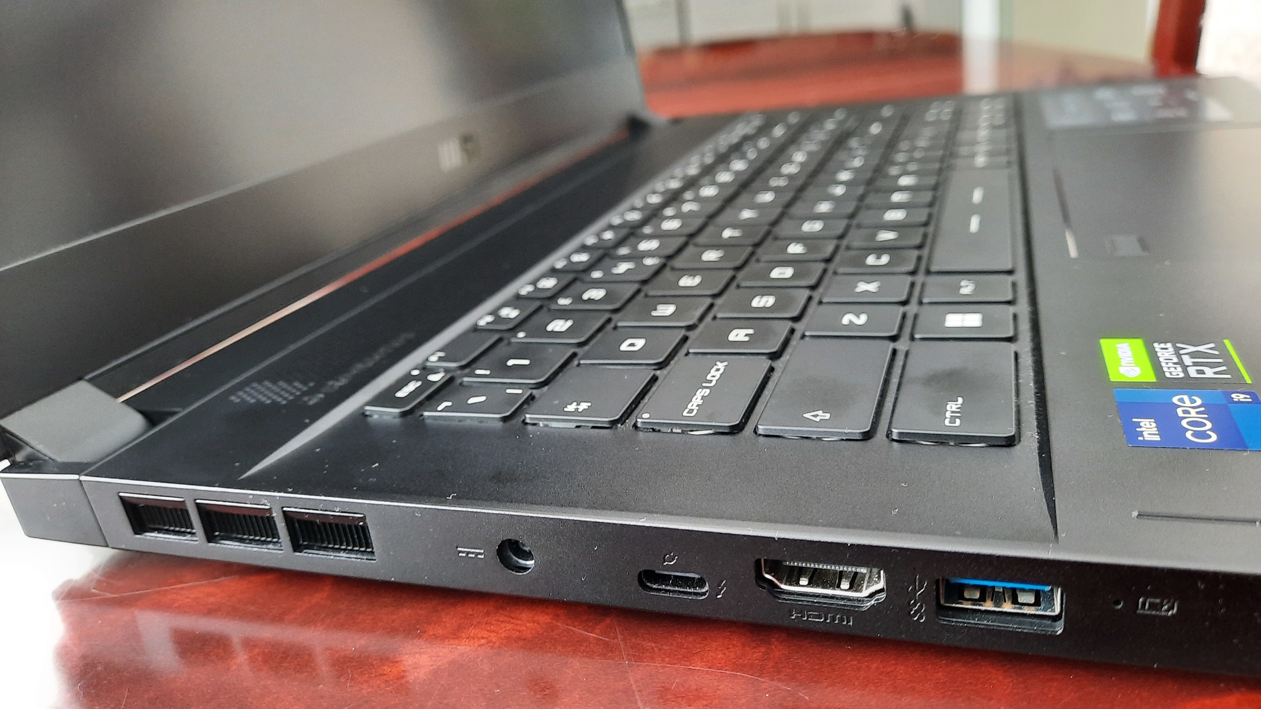 The side ports on the MSI Stealth GS66 12UGS