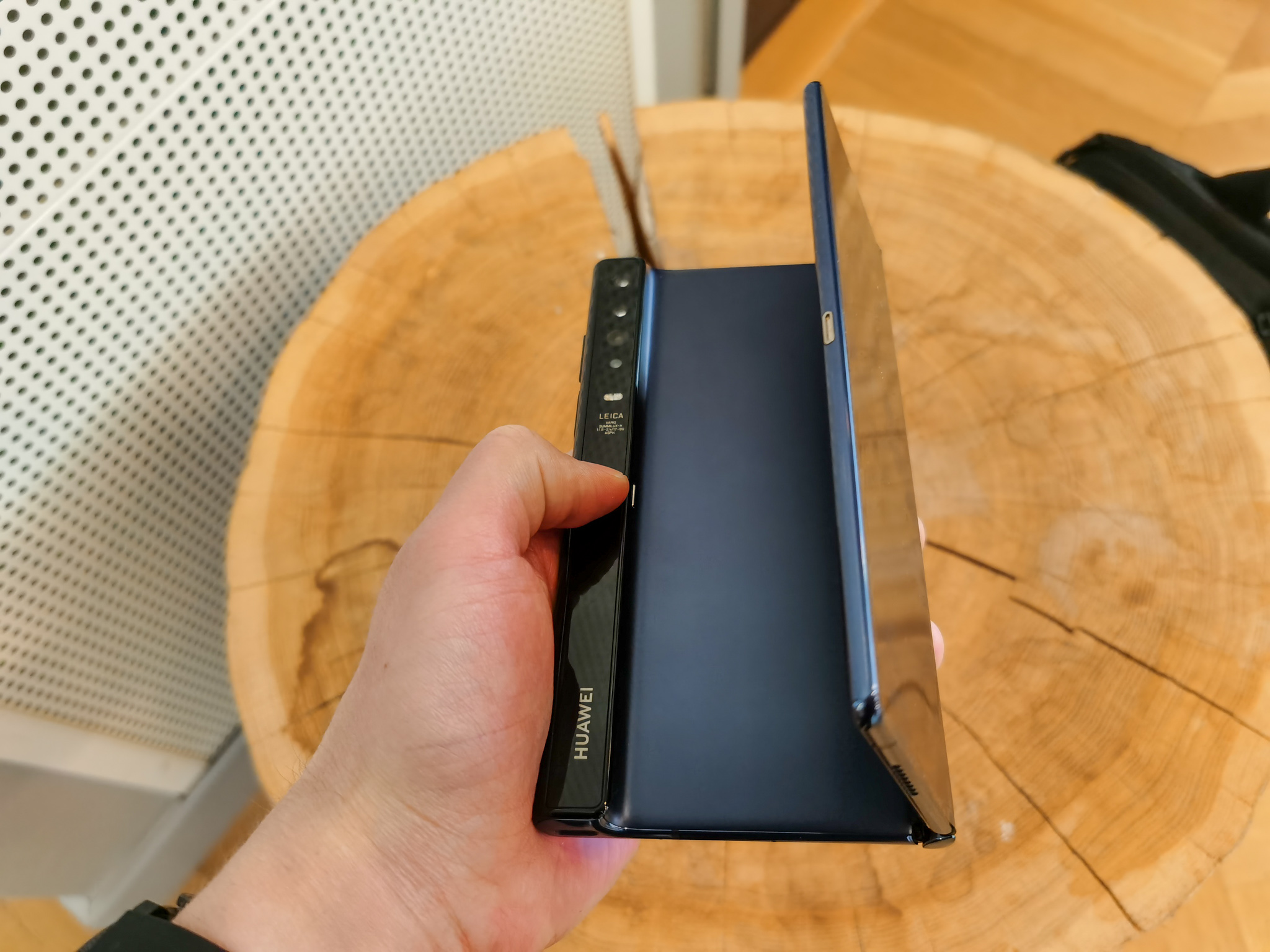 Huawei Mate Xs