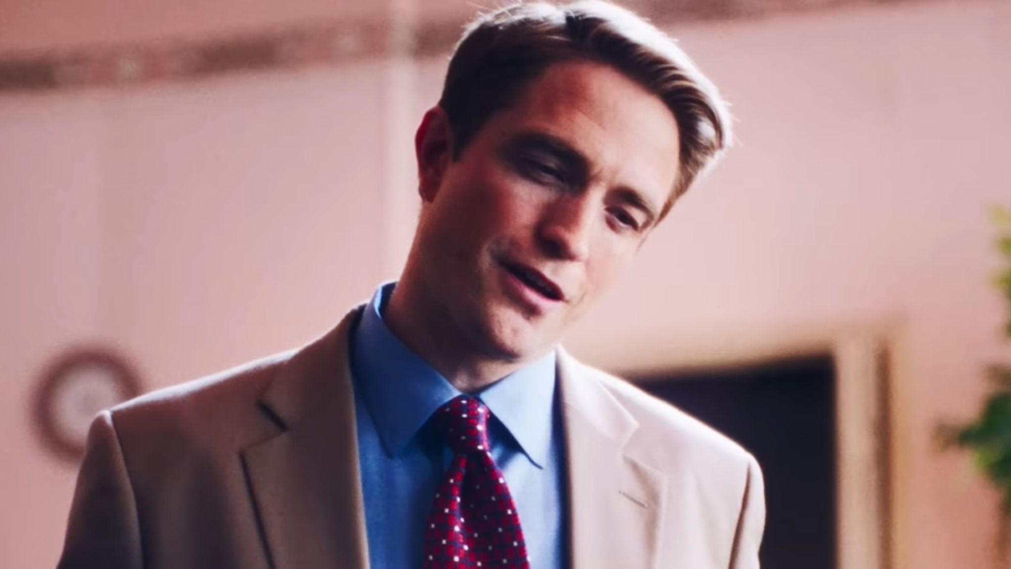 Robert Pattinson as Chris Hansen in Primetime.