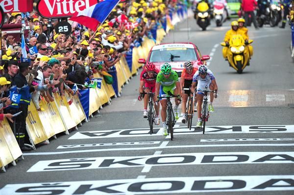 The sprint for second place on stage 14 of the 2012 Tour de France