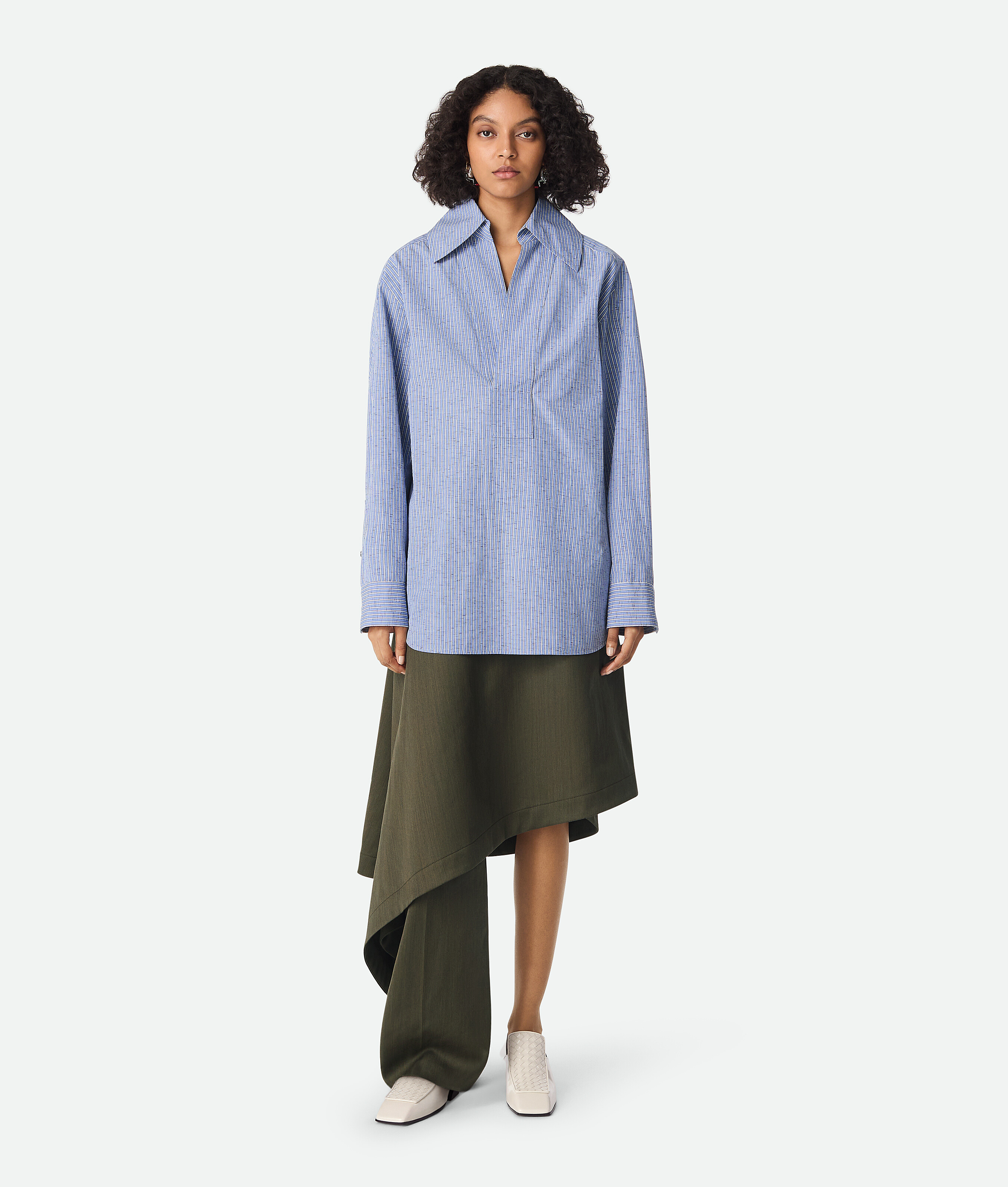 Women's Cotton and Linen Stripe Shirt in Blue/white